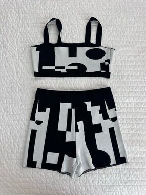 Black & White Geometric Knit Two-Piece Set